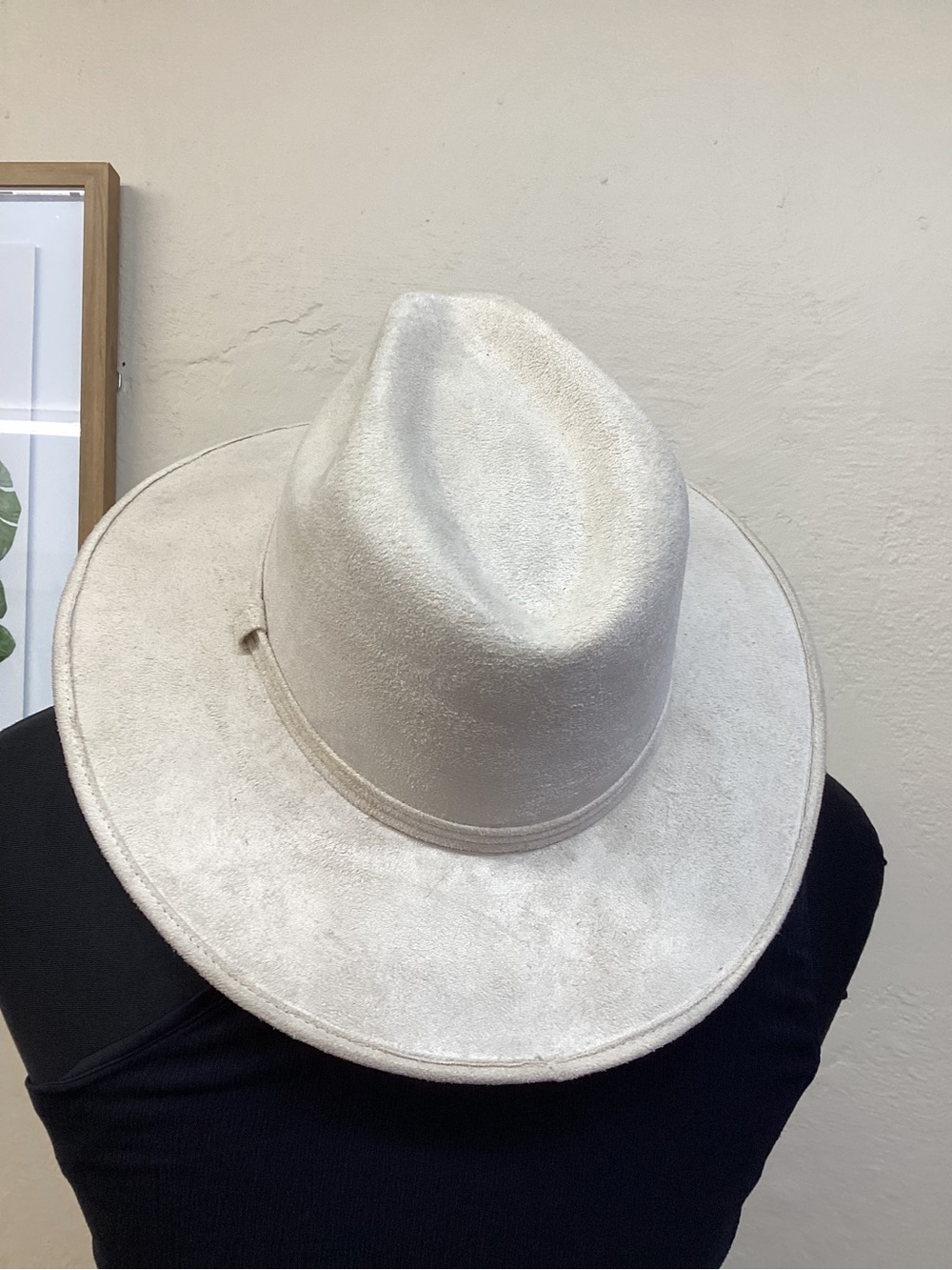 Ivory Wide-Brim Fedora Hat - Classic Women’s Accessory